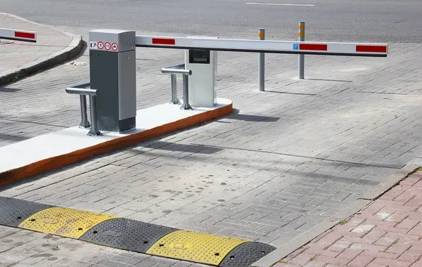 Barreras automáticas para estacionamientos​